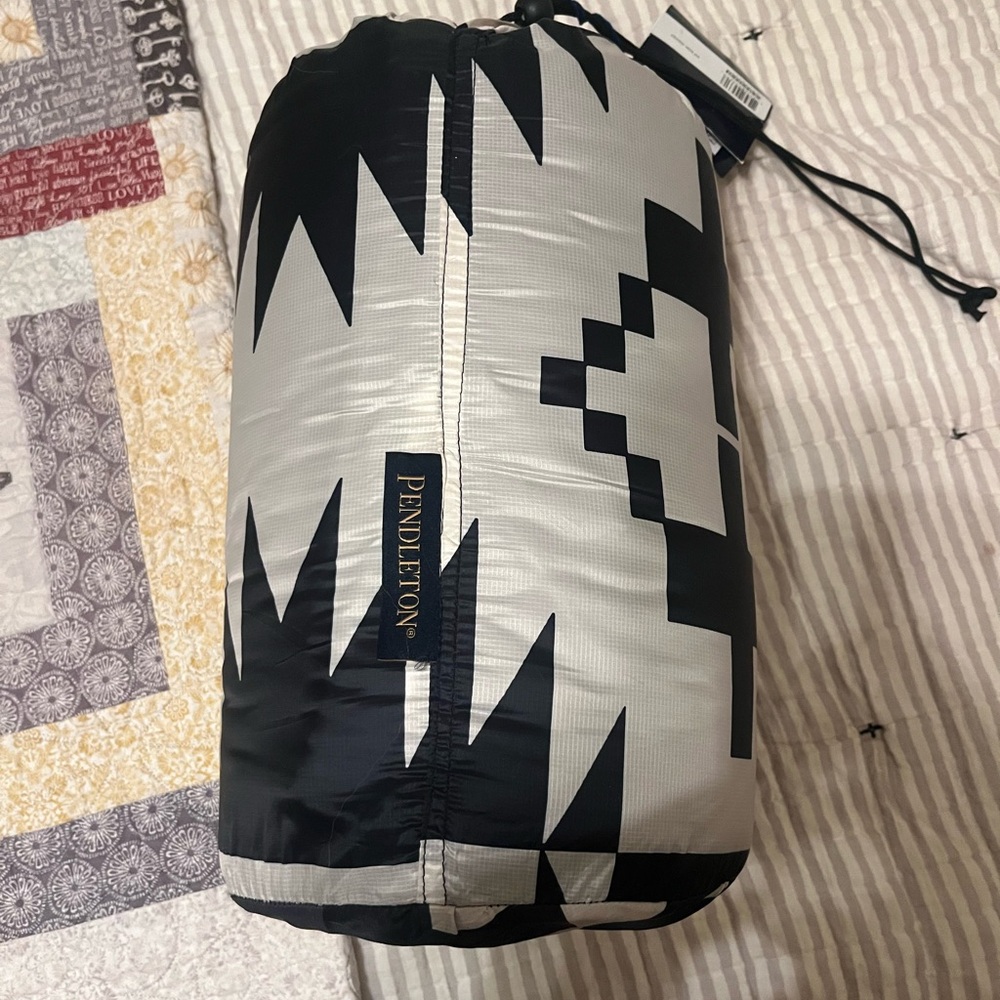 Pendleton packable blanket